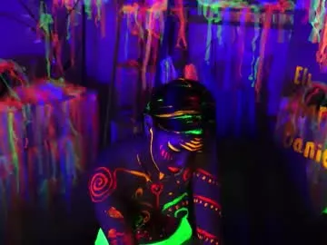 nuryforerogh – webcam model profile photo Image 8