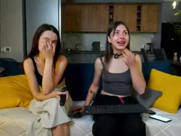 sexy_hot_friends_ – webcam model profile photo Image 6