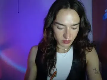 petites_perles – webcam model profile photo Image 8