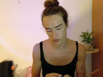 petites_perles – webcam model profile photo Image 9