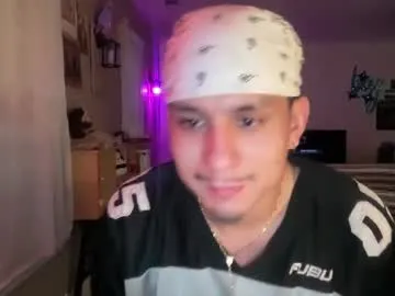 luis7777hui – webcam model profile photo Image 8