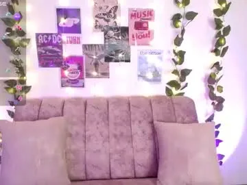 your_dolls – webcam model profile photo Image 7