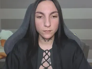 informal_ – webcam model profile photo Image 15