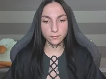 informal_ – webcam model profile photo Image 16