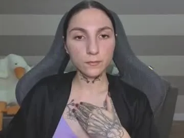 informal_ – webcam model profile photo Image 7