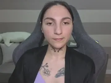 informal_ – webcam model profile photo Image 8