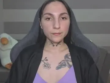 informal_ – webcam model profile photo Image 9