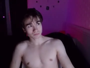 carry_star – webcam model profile photo Image 11