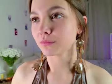 petites_perles – webcam model profile photo Image 11