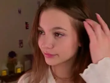 petites_perles – webcam model profile photo Image 17