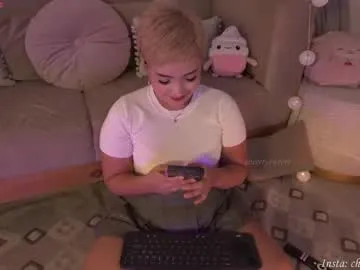 petites_perles – webcam model profile photo Image 14