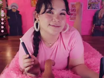 lina_kriss – webcam model profile photo Image 3