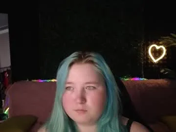 brandeeherout – webcam model profile photo Image 2