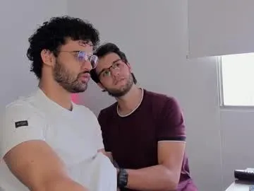 sexy_hot_friends_ – webcam model profile photo Image 14