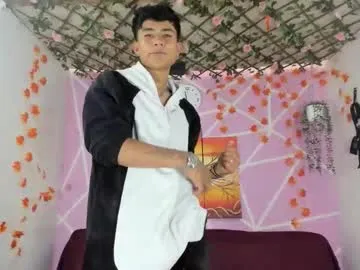 boysgang_sex – webcam model profile photo Image 12