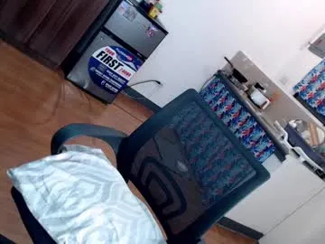 samanthalavey_ – webcam model profile photo Image 3