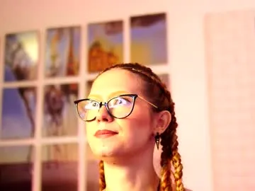 ewagreen – webcam model profile photo Image 12