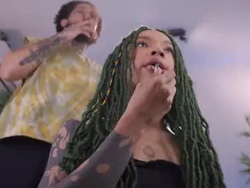 isa_lancaster – webcam model profile photo Image 9