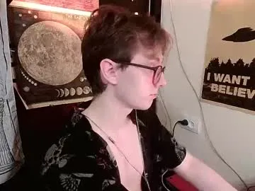 petites_perles – webcam model profile photo Image 13