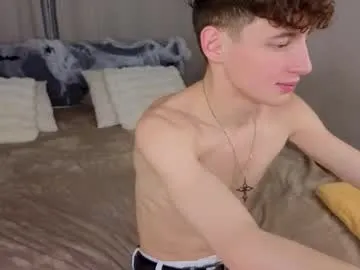 evahothead – webcam model profile photo Image 6