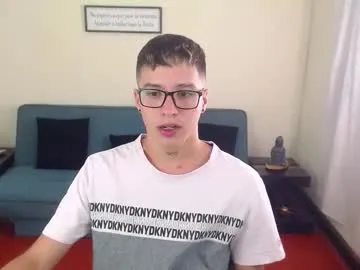 your_dolls – webcam model profile photo Image 10