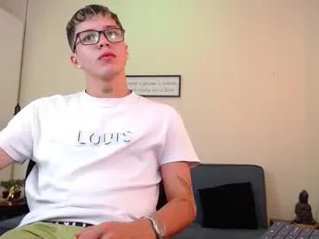 your_dolls – webcam model profile photo Image 2