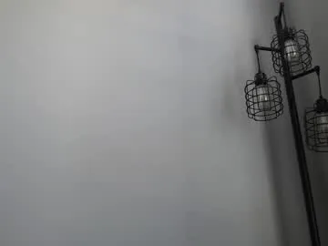 cris__alex__ – webcam model profile photo Image 13