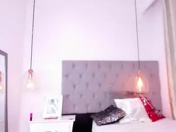 ErikaBonnie – webcam model profile photo Image 18