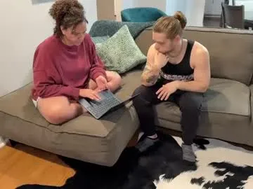 milavalentinax – webcam model profile photo Image 8