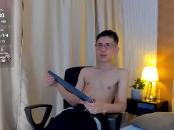 dominic_sullivan1 – webcam model profile photo Image 9