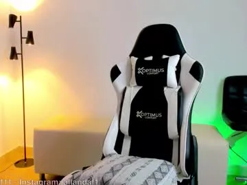 ella_twinkle – webcam model profile photo Image 8