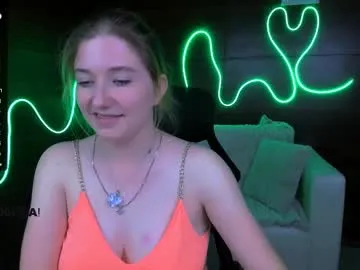 succuba_ – webcam model profile photo Image 6