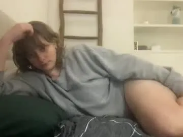 sweetyoops – webcam model profile photo Image 4