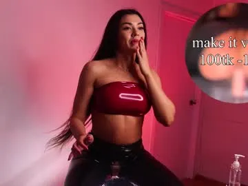 evahothead – webcam model profile photo Image 5