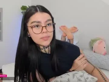 petites_perles – webcam model profile photo Image 16