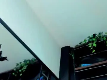 curvypornxxx – webcam model profile photo Image 9