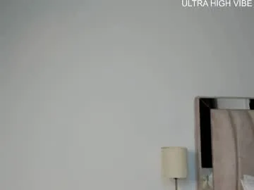 ErikaBonnie – webcam model profile photo Image 15