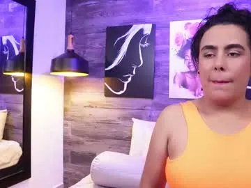 katinatonge – webcam model profile photo Image 11