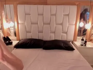 loving_ladies – webcam model profile photo Image 9