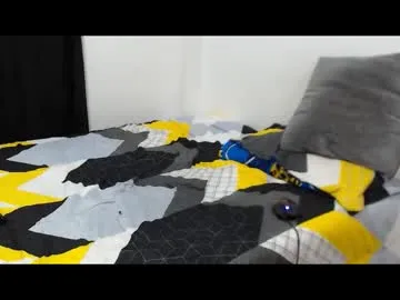 petites_perles – webcam model profile photo Image 15