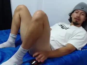 petites_perles – webcam model profile photo Image 18