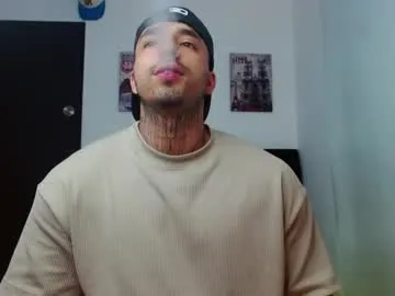 sweetyoops – webcam model profile photo Image 17