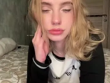 _myaa – webcam model profile photo Image 2