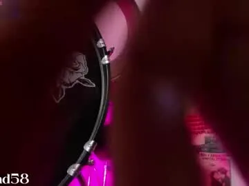 heyskylar – webcam model profile photo Image 5