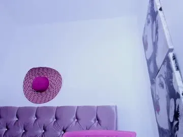 eve003300 – webcam model profile photo Image 6