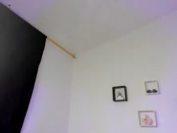 loving_ladies – webcam model profile photo Image 3