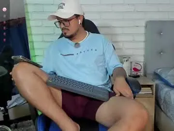 snowfox254 – webcam model profile photo Image 14