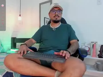 snowfox254 – webcam model profile photo Image 15