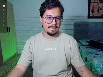 snowfox254 – webcam model profile photo Image 6