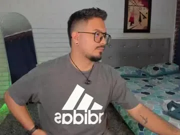 snowfox254 – webcam model profile photo Image 8